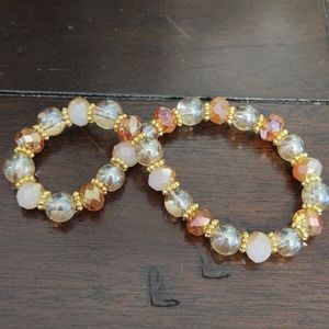 ❌ SOLD ❌Glass Bead & Crystal Stretchy Bracelet